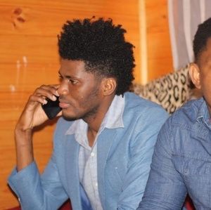 Meet your Posher, Marc-elie